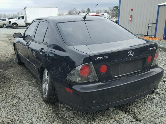 JTHBD192520042611 - 2002 LEXUS IS 300 BLACK photo 3