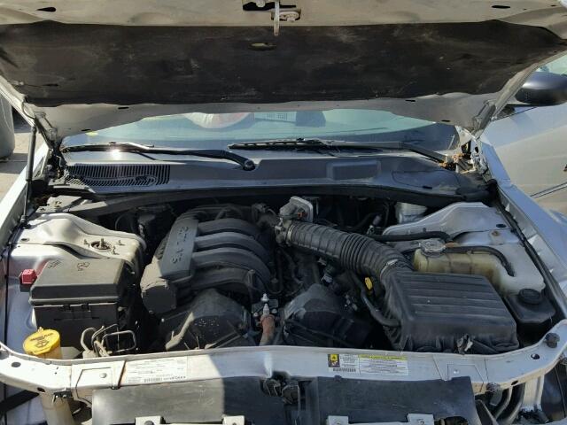 2C3KA43R48H243653 - 2008 CHRYSLER 300 LX SILVER photo 7