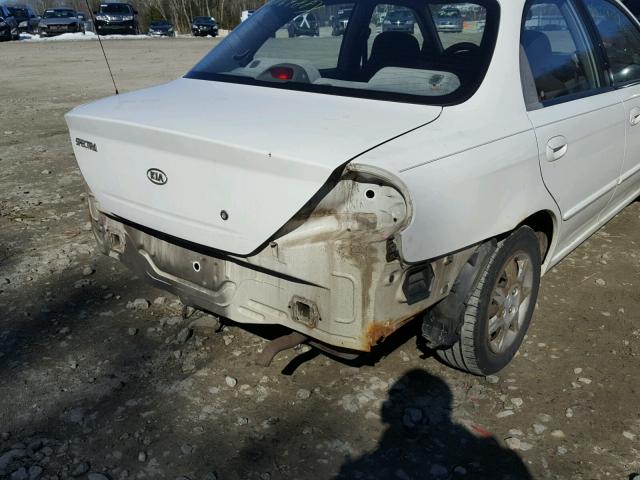 KNAFB121335254693 - 2003 KIA SPECTRA BA WHITE photo 9