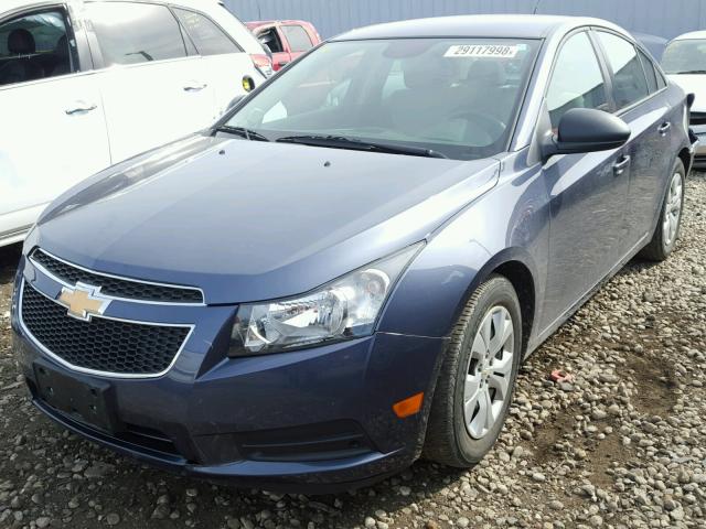 1G1PA5SH5D7246219 - 2013 CHEVROLET CRUZE LS BLUE photo 2