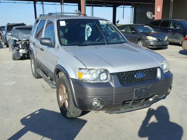 1FMYU03116KA55612 - 2006 FORD ESCAPE XLT SILVER photo 1