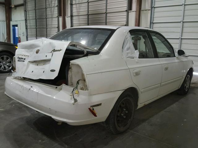 KMHCG45CX4U514824 - 2004 HYUNDAI ACCENT GL WHITE photo 4