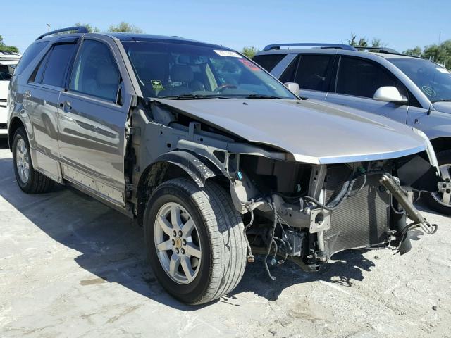 1GYEE637560136999 - 2006 CADILLAC SRX GOLD photo 1