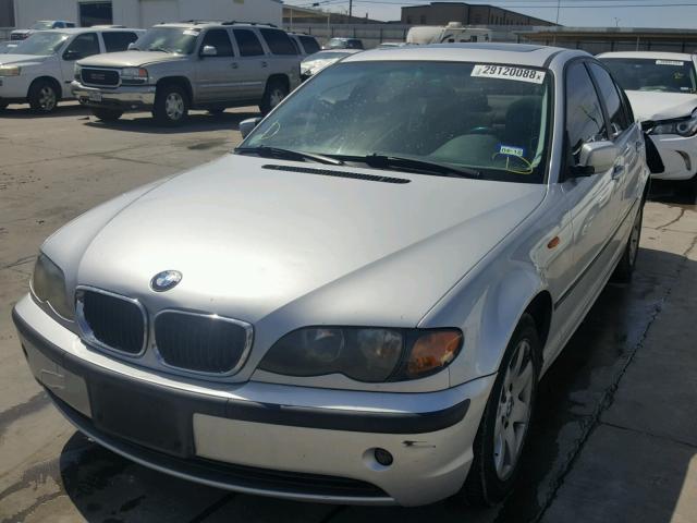 WBAEU33422PH85660 - 2002 BMW 325 XI SILVER photo 2