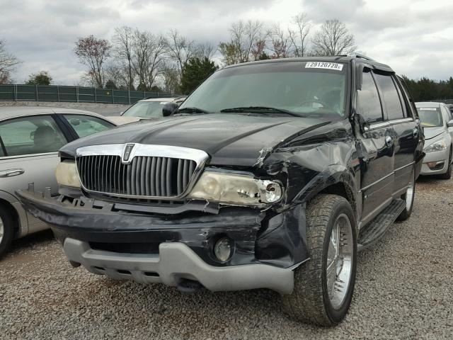 5LMFU28R41LJ24522 - 2001 LINCOLN NAVIGATOR BLACK photo 2