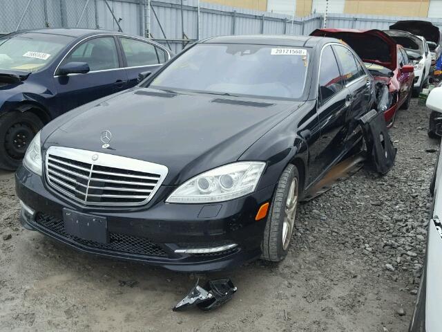 WDDNG8GB5AA329639 - 2010 MERCEDES-BENZ S 550 4MAT BLACK photo 2