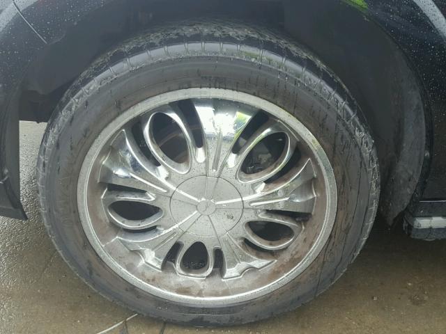 5LMFU27R84LJ17174 - 2004 LINCOLN NAVIGATOR 黑色 照片 9