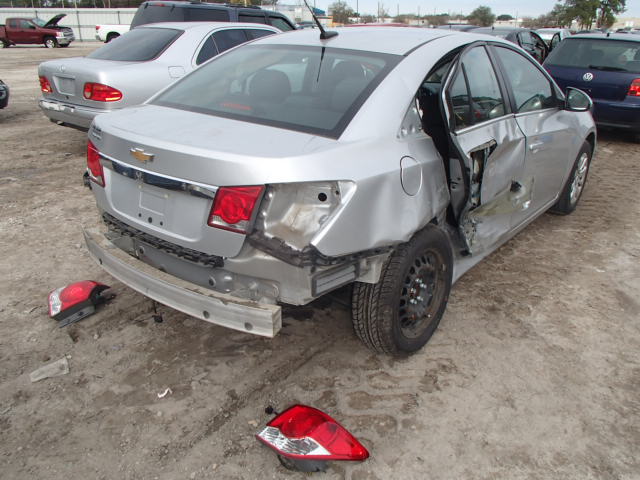 1G1PF5S98B7143366 - 2011 CHEVROLET CRUZE LT SILVER photo 4