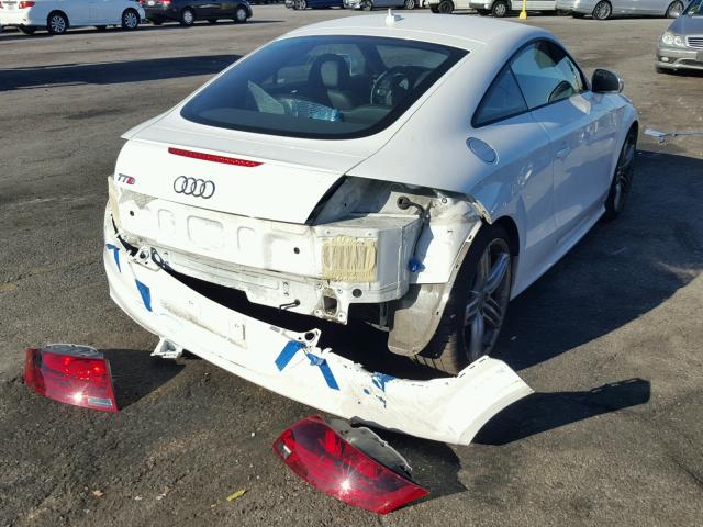 TRUB1AFK1B1002623 - 2011 AUDI TTS PREMIU WHITE photo 4