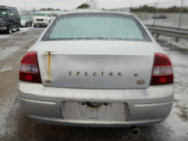 KNAFB161115017708 - 2001 KIA SPECTRA GS SILVER photo 9