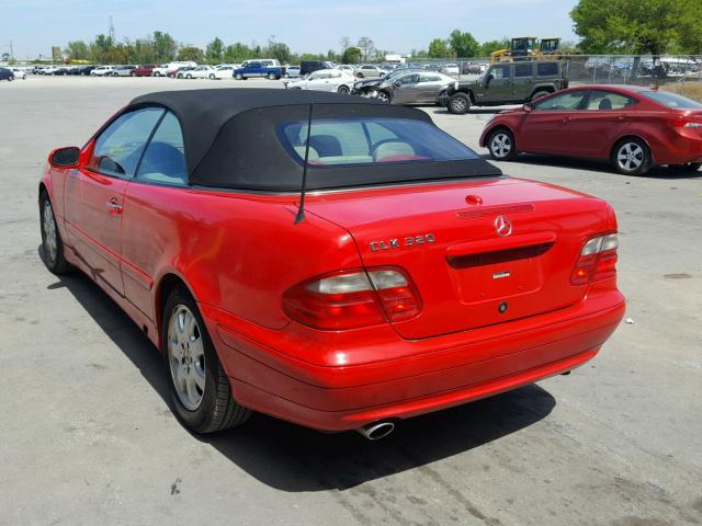 WDBLK65G32T107348 - 2002 MERCEDES-BENZ CLK 320 RED photo 3