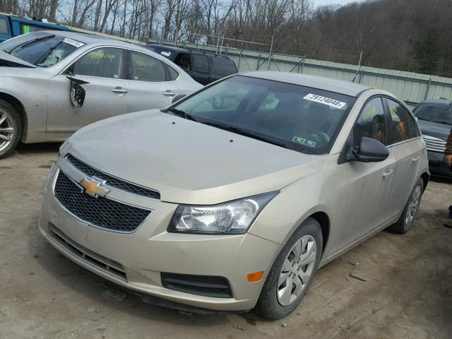 1G1PC5SH5C7226612 - 2012 CHEVROLET CRUZE LS GOLD photo 2