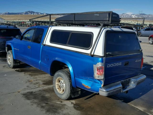 1B7GG22N2YS628575 - 2000 DODGE DAKOTA BLUE photo 3