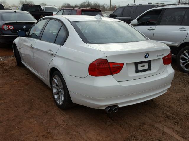 WBAPH57589NL78909 - 2009 BMW 328 I SULE WHITE photo 3