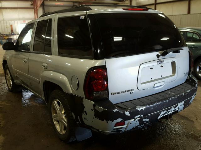 1GNDT13S182101521 - 2008 CHEVROLET TRAILBLAZE SILVER photo 3