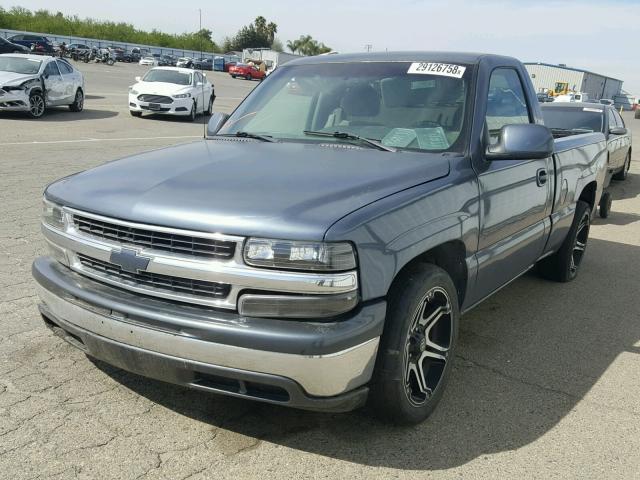 1GCEC14W1XZ102205 - 1999 CHEVROLET SILVERADO BLUE photo 2