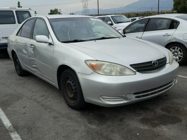 4T1BE32K14U881585 - 2004 TOYOTA CAMRY LE SILVER photo 1