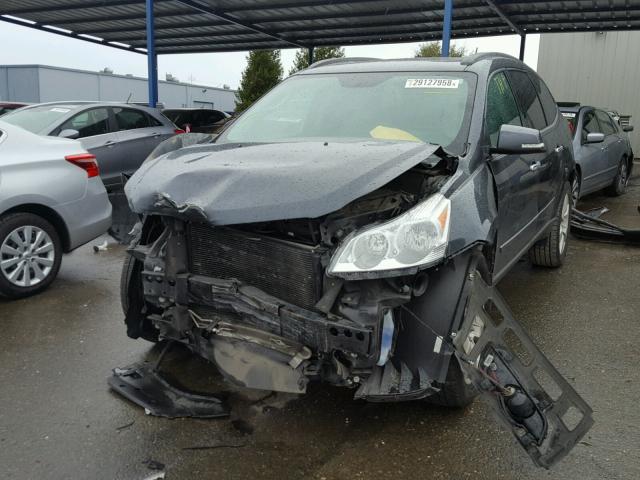 1GNKRLED3BJ206462 - 2011 CHEVROLET TRAVERSE L GRAY photo 2