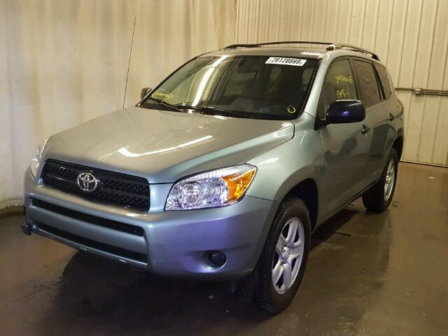 JTMBD33VX66005931 - 2006 TOYOTA RAV4 GREEN photo 2