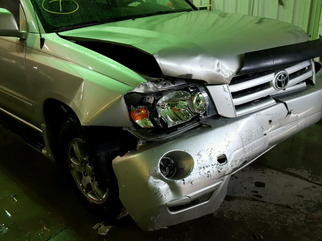 JTEEP21A250081042 - 2005 TOYOTA HIGHLANDER SILVER photo 9