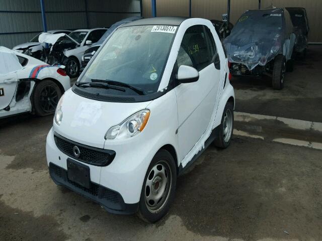 WMEEJ3BAXDK694931 - 2013 SMART FORTWO PUR WHITE photo 1