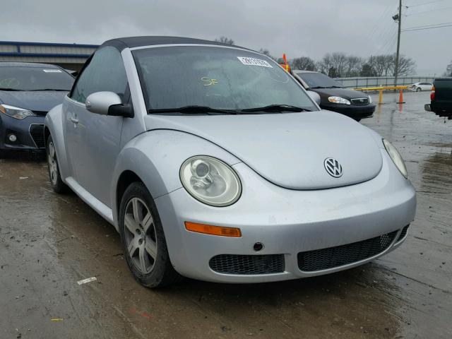 3VWRF31Y96M311702 - 2006 VOLKSWAGEN NEW BEETLE 银色 照片 1