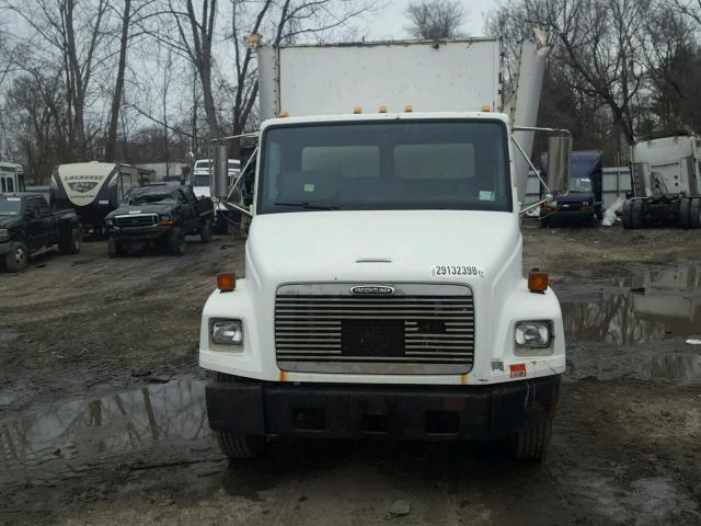 1FV3EJFD8YHG08450 - 2000 FREIGHTLINER MEDIUM CON WHITE photo 9