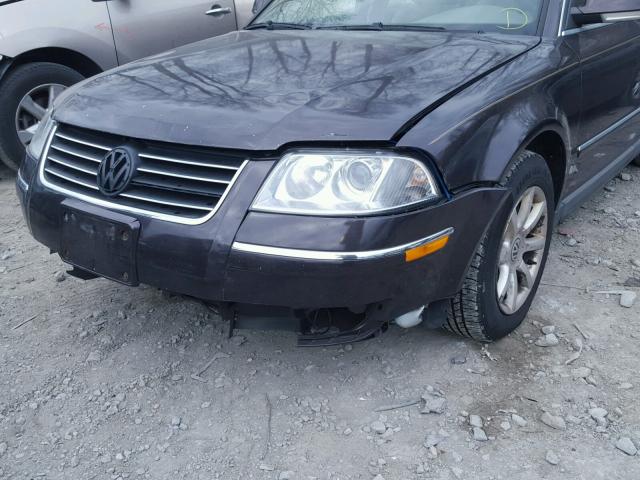 WVWPD63B54E307952 - 2004 VOLKSWAGEN PASSAT GLS BLACK photo 9