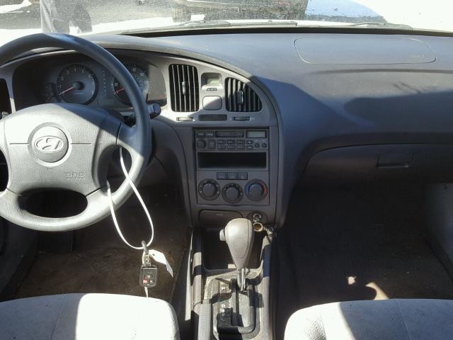 KMHDN46D35U994059 - 2005 HYUNDAI ELANTRA GL SILVER photo 9