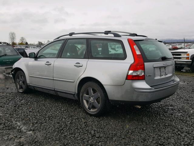 YV1MJ682X72319681 - 2007 VOLVO V50 T5 SILVER photo 3