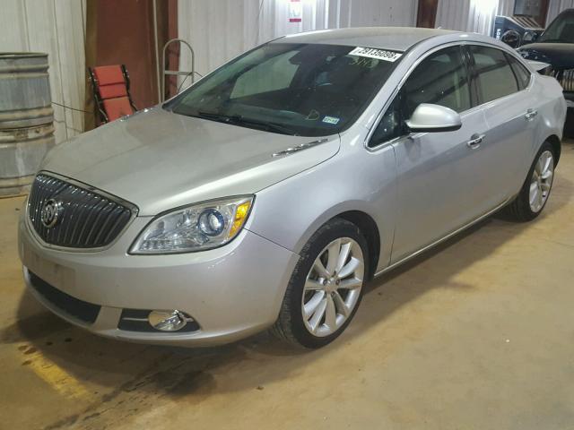 1G4PP5SK8C4223143 - 2012 BUICK VERANO SILVER photo 2