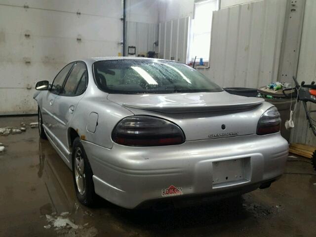 1G2WP52K72F177960 - 2002 PONTIAC GRAND PRIX SILVER photo 3