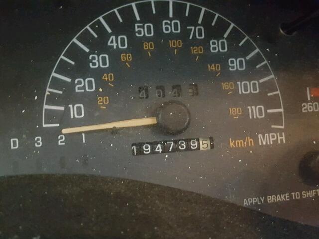 1G2WP52K72F177960 - 2002 PONTIAC GRAND PRIX SILVER photo 8