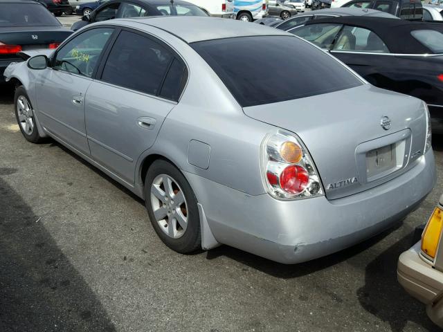 1N4AL11D73C250346 - 2003 NISSAN ALTIMA BAS SILVER photo 3