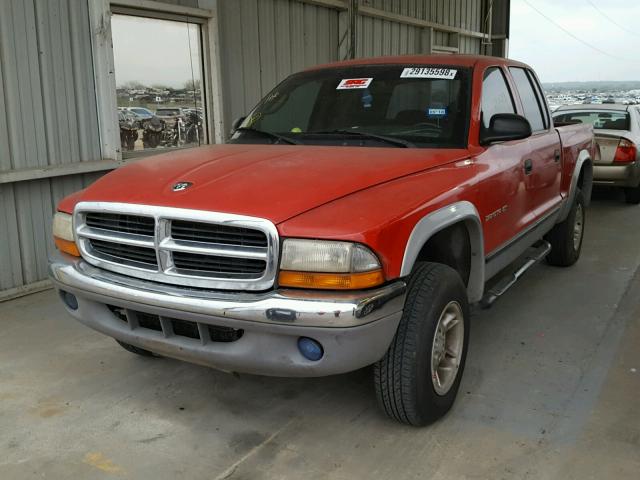 1B7GG2AN6YS793532 - 2000 DODGE DAKOTA QUA RED photo 2