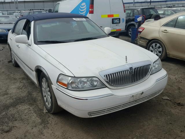 1LNHM81VX7Y608955 - 2007 LINCOLN TOWN CAR S WHITE photo 1