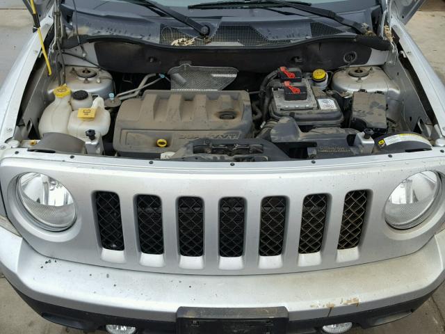 1C4NJRBBXCD672005 - 2012 JEEP PATRIOT SP SILVER photo 7