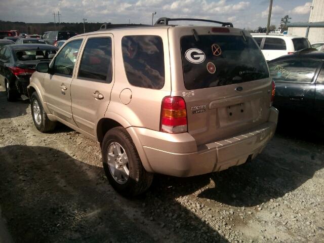 1FMCU04147KB17496 - 2007 FORD ESCAPE LIM GOLD photo 3