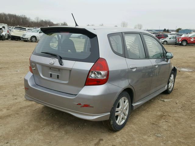 JHMGD38628S036140 - 2008 HONDA FIT SPORT GRAY photo 4