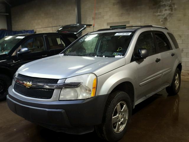 2CNDL13F056011251 - 2005 CHEVROLET EQUINOX LS SILVER photo 2