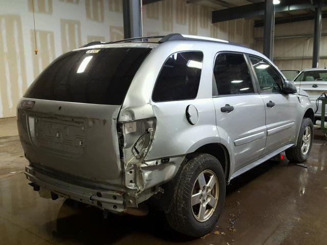 2CNDL13F056011251 - 2005 CHEVROLET EQUINOX LS SILVER photo 4