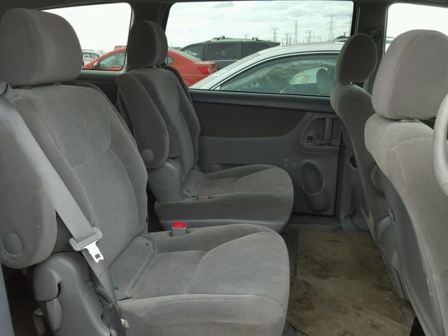 5TDZA22C35S258279 - 2005 TOYOTA SIENNA XLE GRAY photo 6