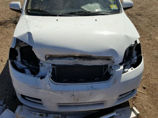 KL1TD5DE5BB142217 - 2011 CHEVROLET AVEO LS WHITE photo 7