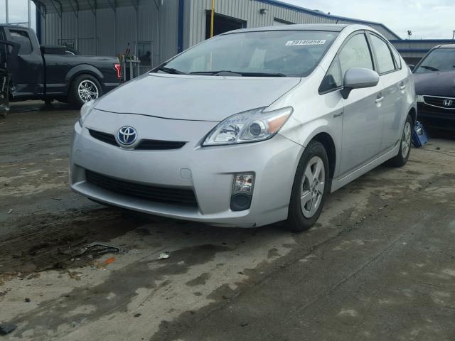 JTDKN3DU5A5154572 - 2010 TOYOTA PRIUS SILVER photo 2