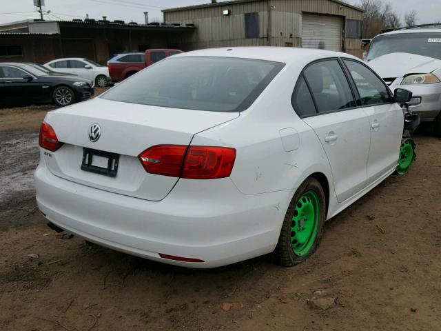 3VW1K7AJ7EM319783 - 2014 VOLKSWAGEN JETTA BASE Սպիտակ լուսանկար 4