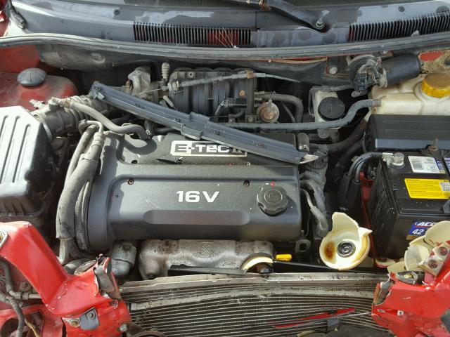 KL1TD52605B322933 - 2005 CHEVROLET AVEO BASE Rouge photo 7