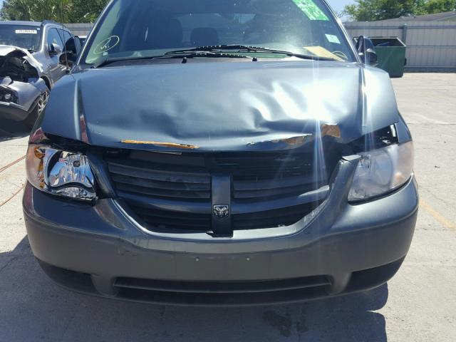 1D4GP25B05B387731 - 2005 DODGE CARAVAN SE GREEN photo 9