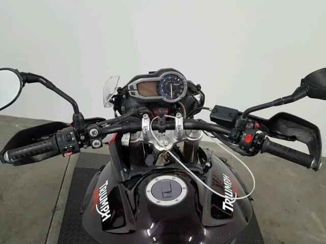 SMTE06BF9ET635283 - 2014 TRIUMPH MOTORCYCLE TIGER 800X BLACK photo 8
