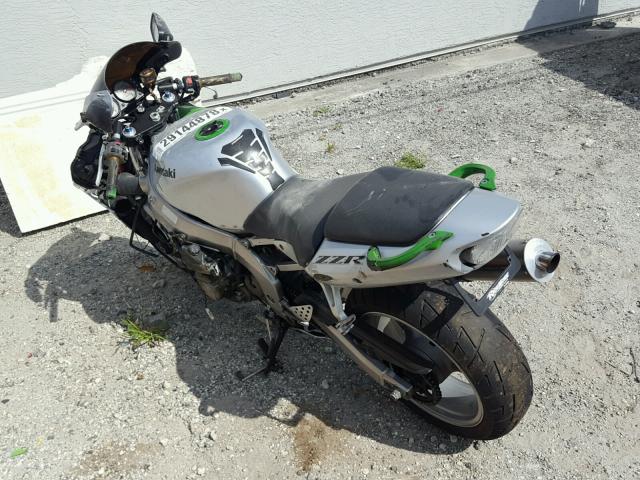 JKAZX4J156A060189 - 2006 KAWASAKI ZX600 J1 GREEN photo 3