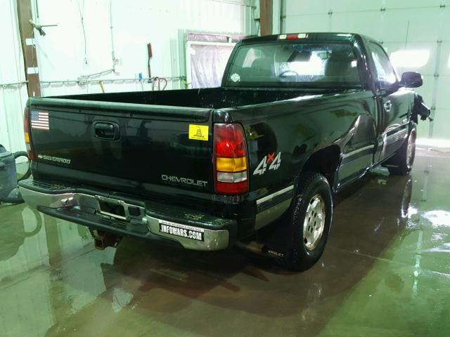 1GCEK14T81Z330685 - 2001 CHEVROLET SILVERADO BLACK photo 4